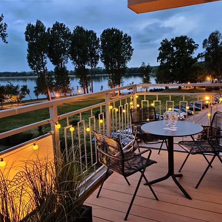 Apartament Moderna - Promenada Apartment Елк Екстериор снимка